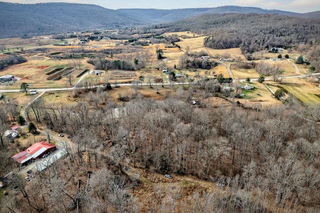 5869 Beersheba Hwy, Mcminnville, TN 37110