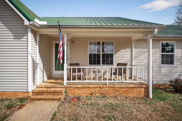 5869 Beersheba Hwy, Mcminnville, TN 37110