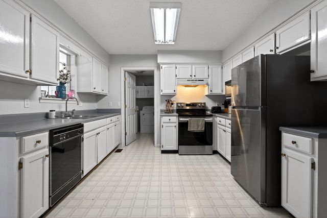 5869 Beersheba Hwy, Mcminnville, TN 37110