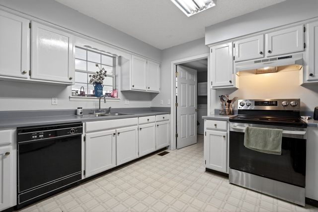 5869 Beersheba Hwy, Mcminnville, TN 37110