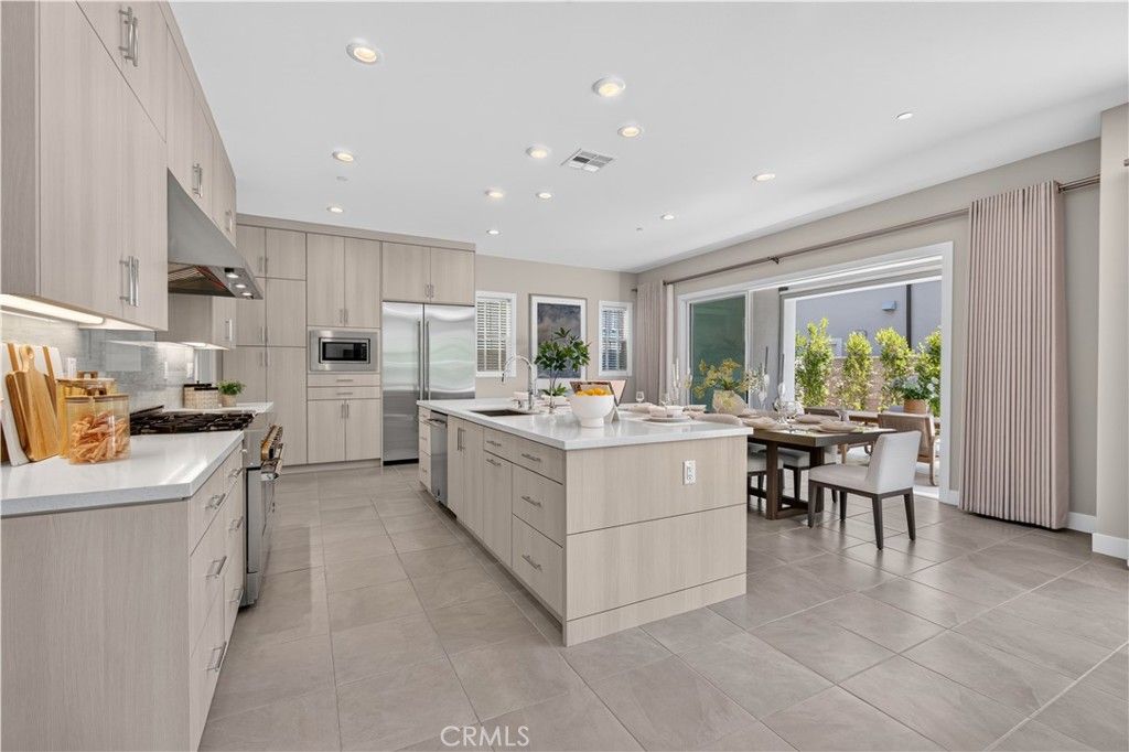 120 Mulberry, Lake Forest, CA 92630 — exterior