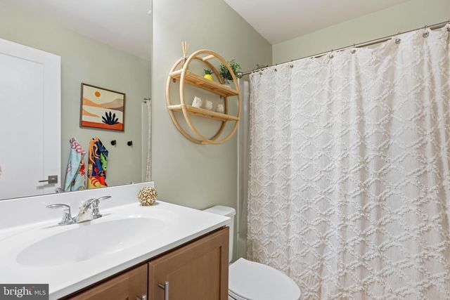 17 JESSOP LN, Hatboro, PA 19040