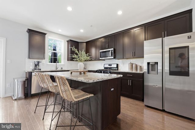 17 JESSOP LN, Hatboro, PA 19040