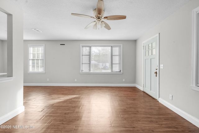 2981 ERNEST Street, Jacksonville, FL 32205