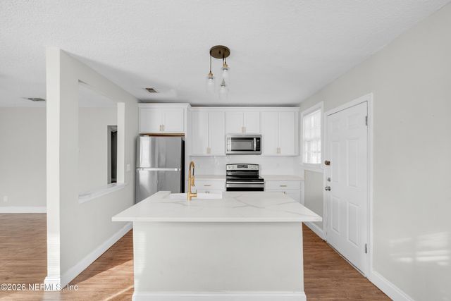 2981 ERNEST Street, Jacksonville, FL 32205