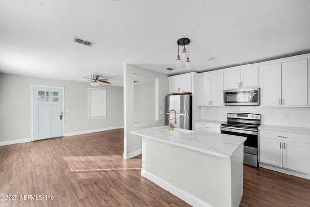 2981 ERNEST Street, Jacksonville, FL 32205