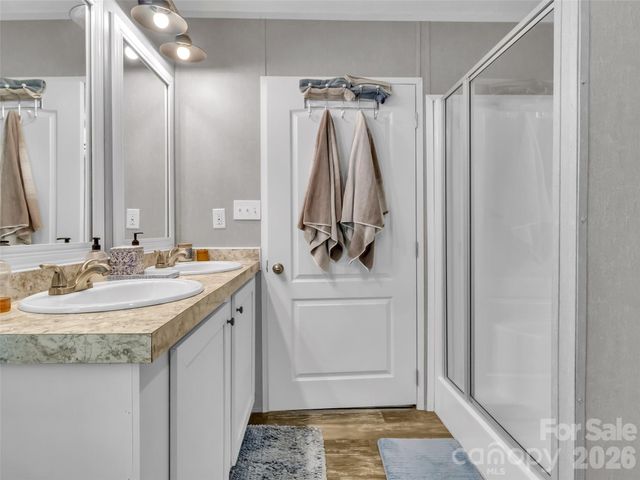 424 Arrington Acres Drive, Waynesville, NC 28786