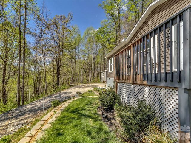 424 Arrington Acres Drive, Waynesville, NC 28786