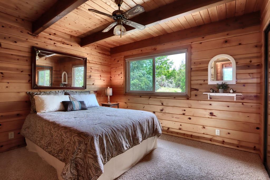 Image 18 of property listing at 5027 Fox Creek, Mariposa, CA 95338