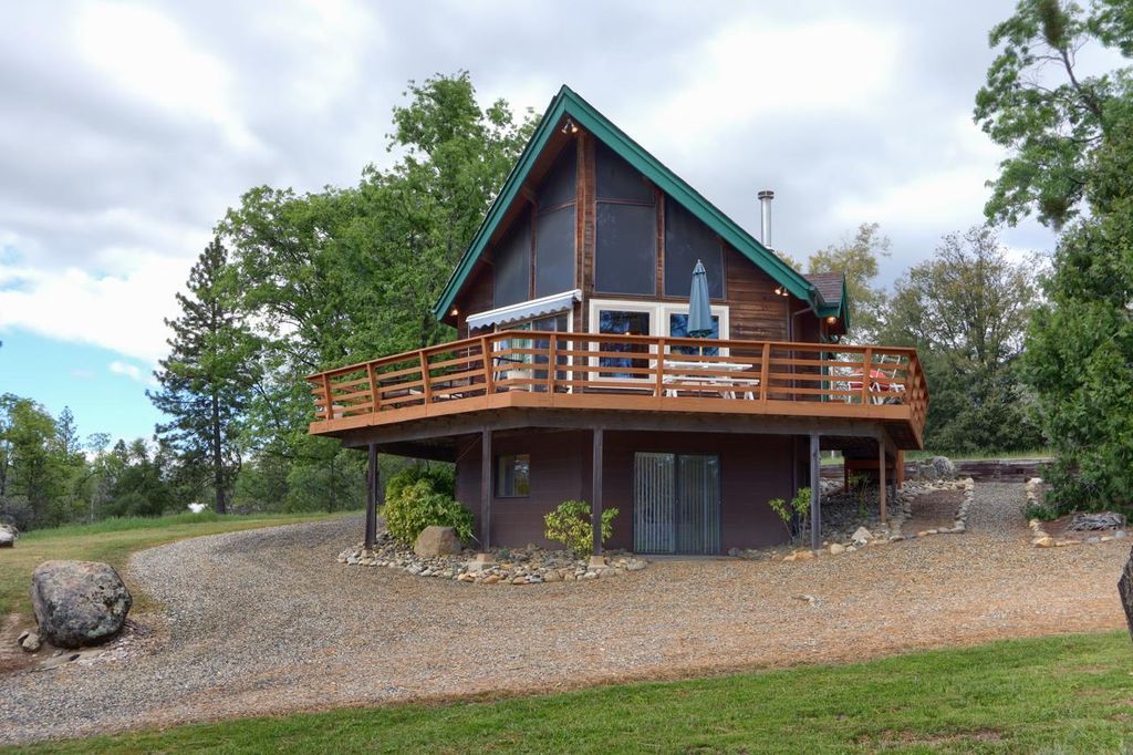 Image 2 of property listing at 5027 Fox Creek, Mariposa, CA 95338