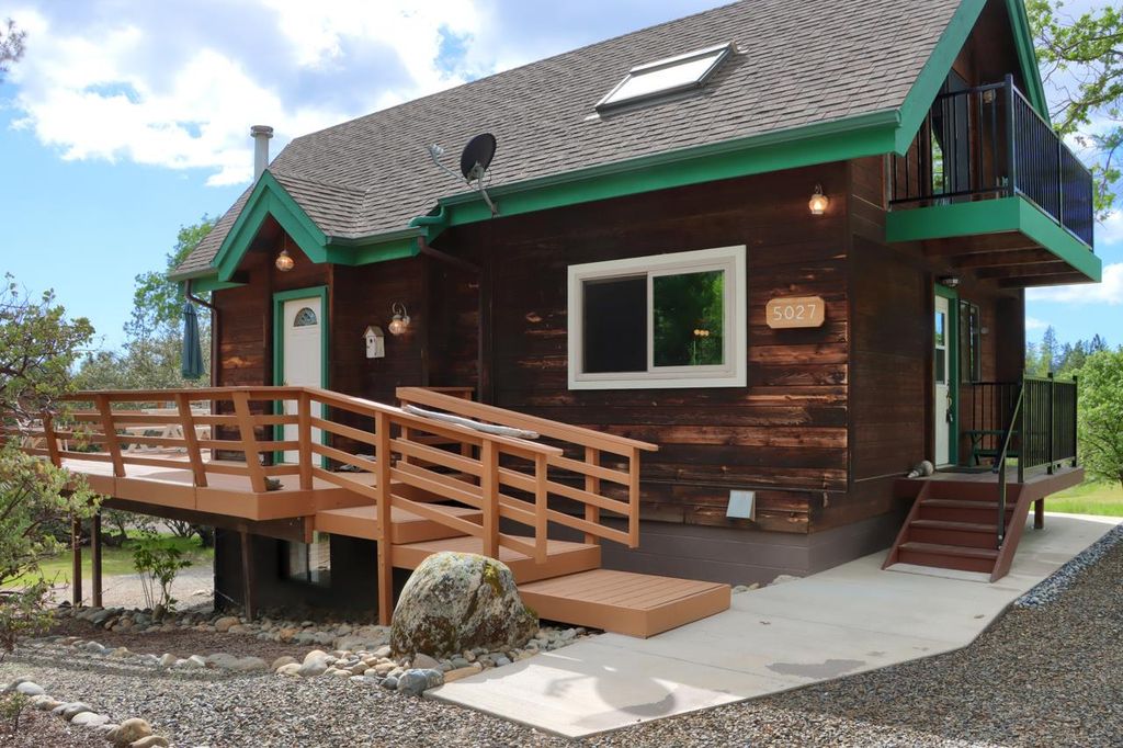 Image 4 of property listing at 5027 Fox Creek, Mariposa, CA 95338