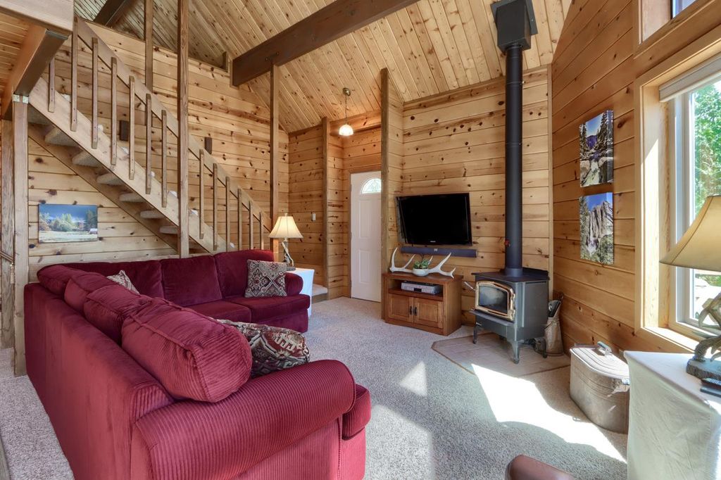 Image 5 of property listing at 5027 Fox Creek, Mariposa, CA 95338