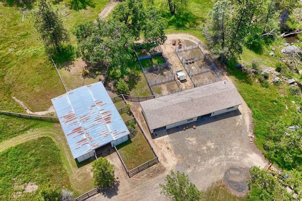 Image 50 of property listing at 5027 Fox Creek, Mariposa, CA 95338
