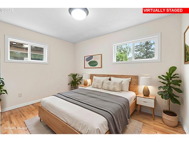 3716 Se 70TH Ave, Portland, OR 97206