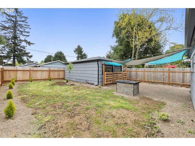 3716 Se 70TH Ave, Portland, OR 97206