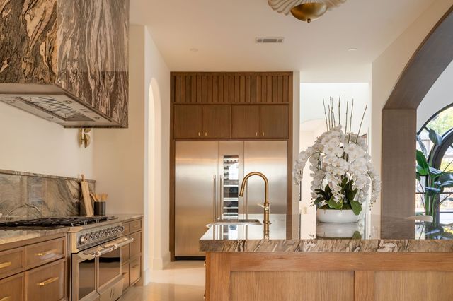 5615 Lobello Drive, Dallas, TX 75229