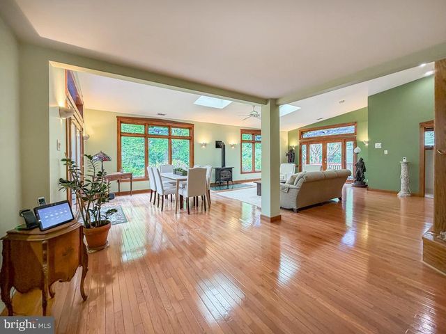 249 FORREST RD, Yardley, PA 19067