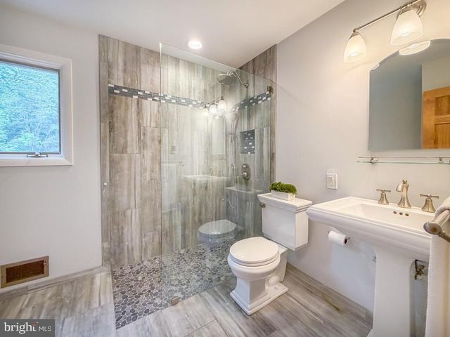 249 FORREST RD, Yardley, PA 19067