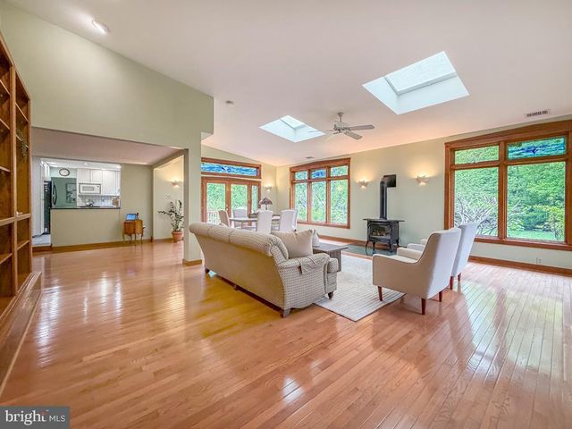 249 FORREST RD, Yardley, PA 19067