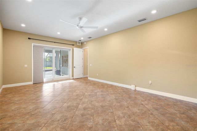 6632 CRESCENT WOODS CIRCLE, Lakeland, FL 33813