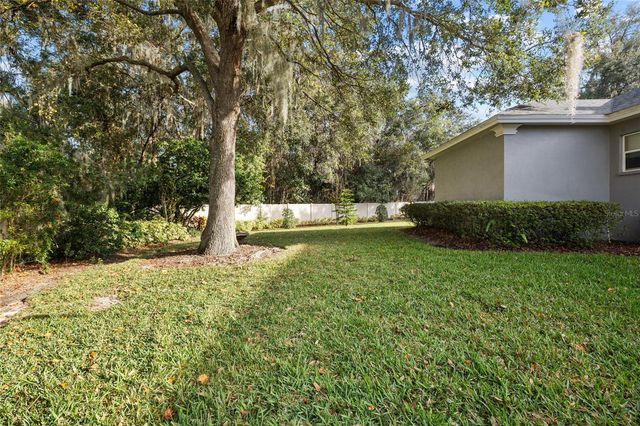 6632 CRESCENT WOODS CIRCLE, Lakeland, FL 33813