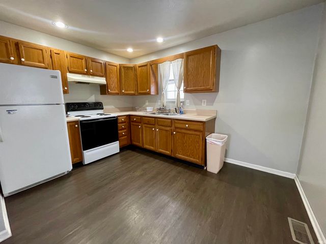 1320 S ELIZABETH Street, Kokomo, IN 46902