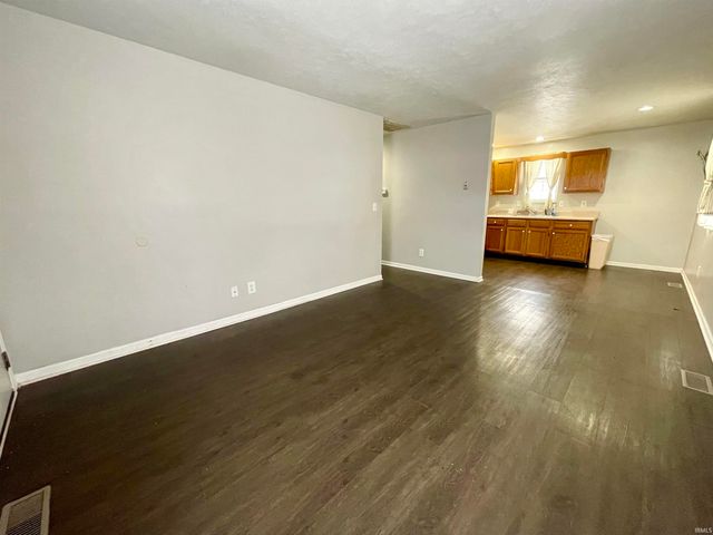 1320 S ELIZABETH Street, Kokomo, IN 46902