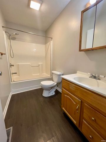 1320 S ELIZABETH Street, Kokomo, IN 46902