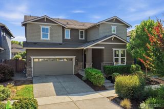 353 Zemp Way NE, North Bend, WA 98045