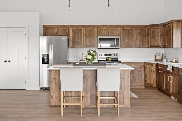 2629 38 Avenue S, Moorhead, MN 56560