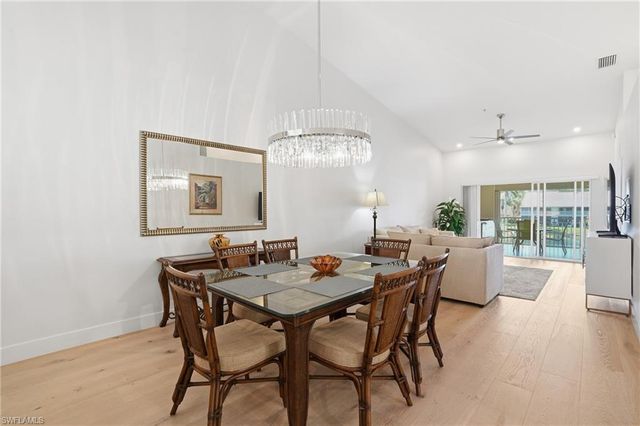 2386 Magnolia AVE 7816, Naples, FL 34112