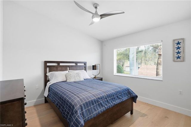 2386 Magnolia AVE 7816, Naples, FL 34112