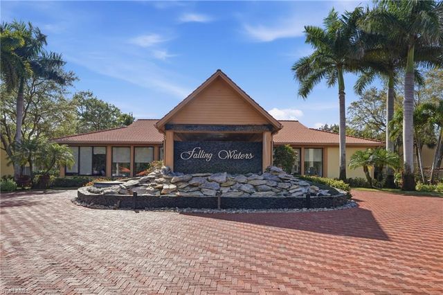 2386 Magnolia AVE 7816, Naples, FL 34112