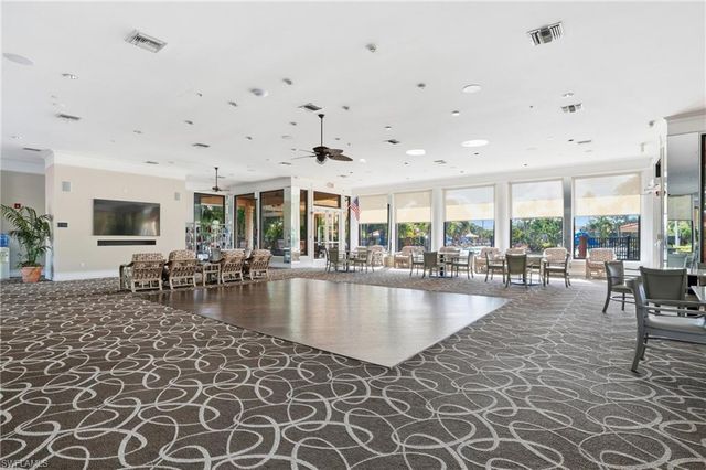 2386 Magnolia AVE 7816, Naples, FL 34112