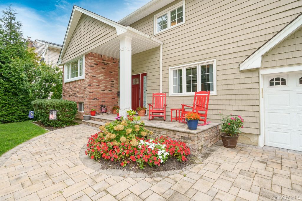 1675 Cornelius Avenue, Wantagh, NY 11793 — photo 2