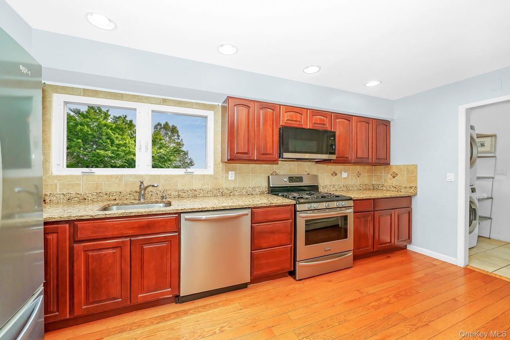 1675 Cornelius Avenue, Wantagh, NY 11793 — photo 5