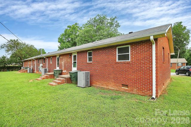 2657 Aden Avenue, Gastonia, NC 28054