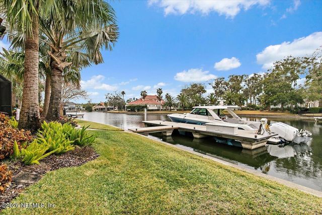 1397 MOSS CREEK Drive, Jacksonville, FL 32225