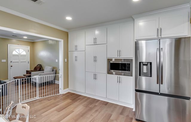 748 E Northside Drive, Jackson, MS 39206