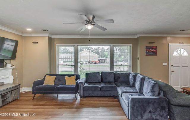 748 E Northside Drive, Jackson, MS 39206