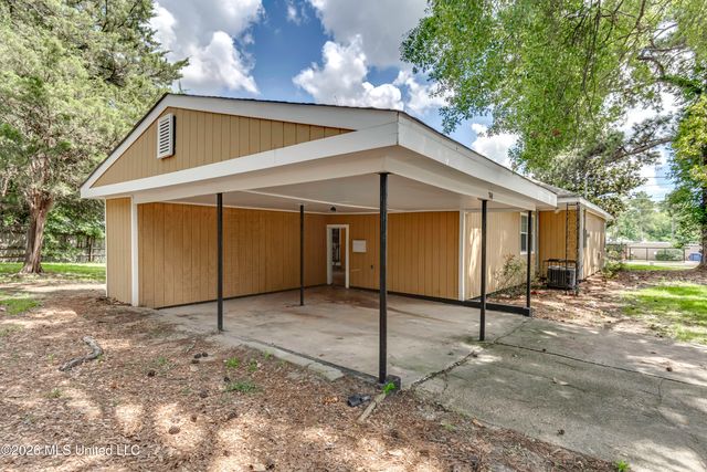 748 E Northside Drive, Jackson, MS 39206