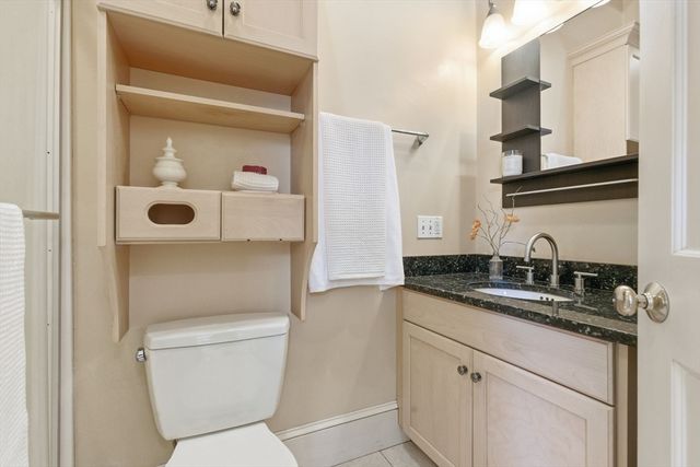 271 Dartmouth 1F, Boston, MA 02116