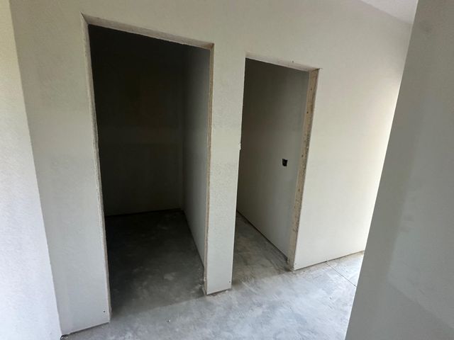 2121 W Elk Ridge Ave, Goddard, KS 67052