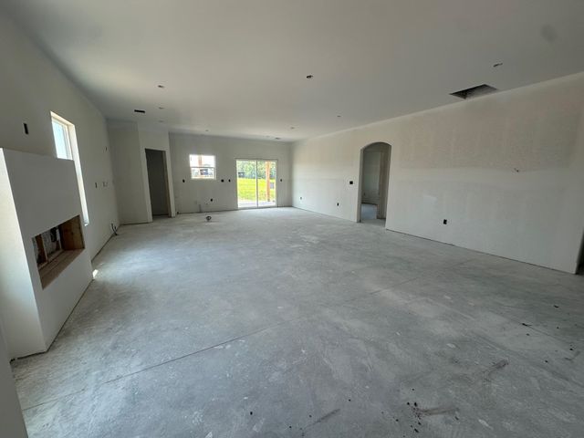 2121 W Elk Ridge Ave, Goddard, KS 67052