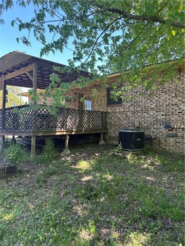 500 Co Rd 3537, Clarksville, AR 72830