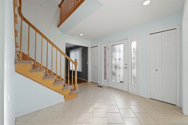 51343 Fantasia Drive, Macomb Township, MI 48042