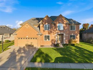 51343 Fantasia Drive, Macomb Township, MI 48042