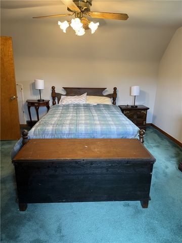 27 Christine Dr, Cheswick, PA 15024