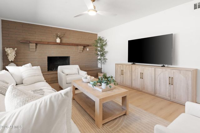 18428 N 42ND Street, Phoenix, AZ 85032