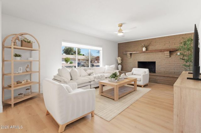 18428 N 42ND Street, Phoenix, AZ 85032